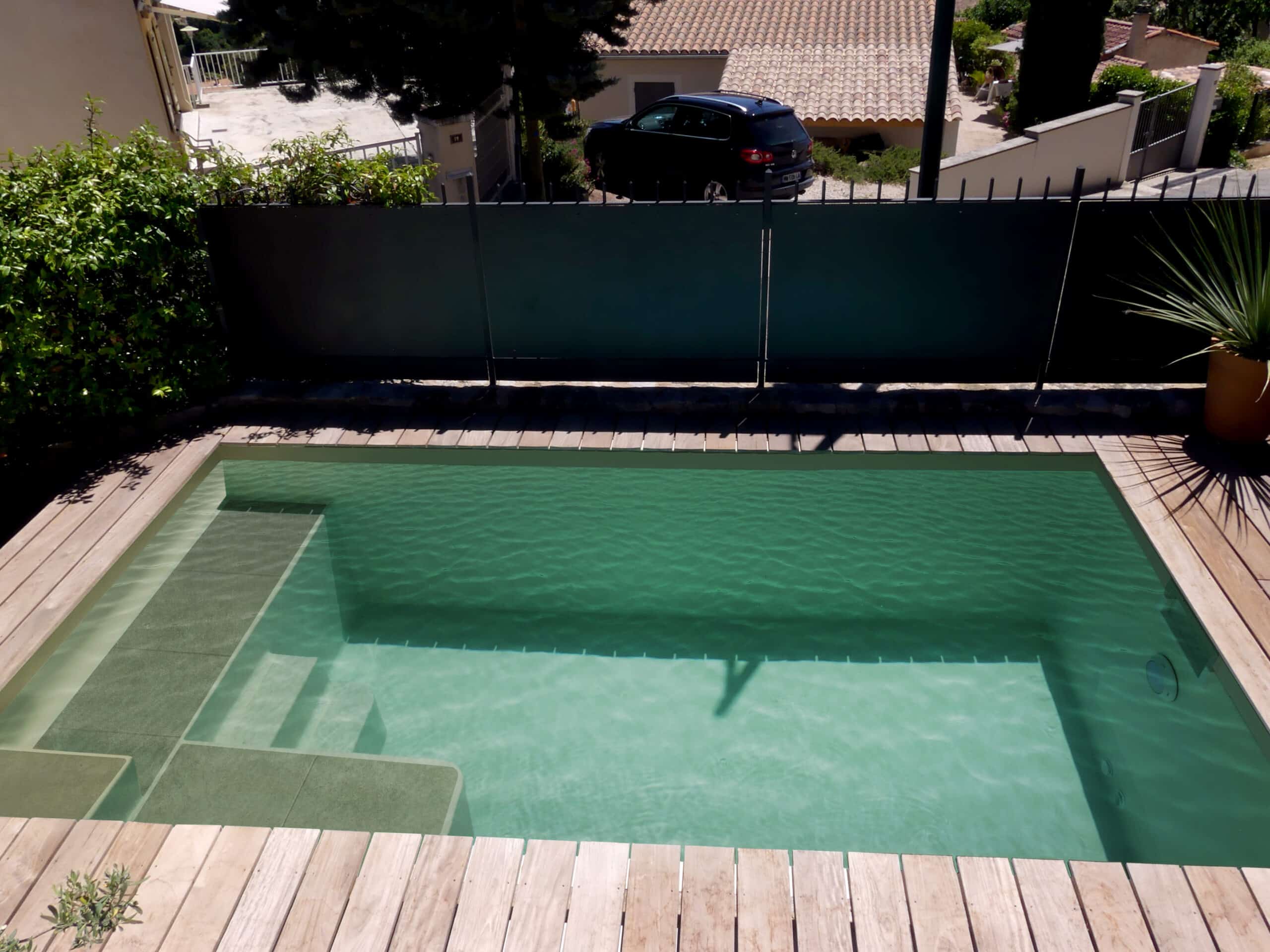 SUR QUEL TYPE DE TERRAIN POSER UNE PISCINE COQUE ?