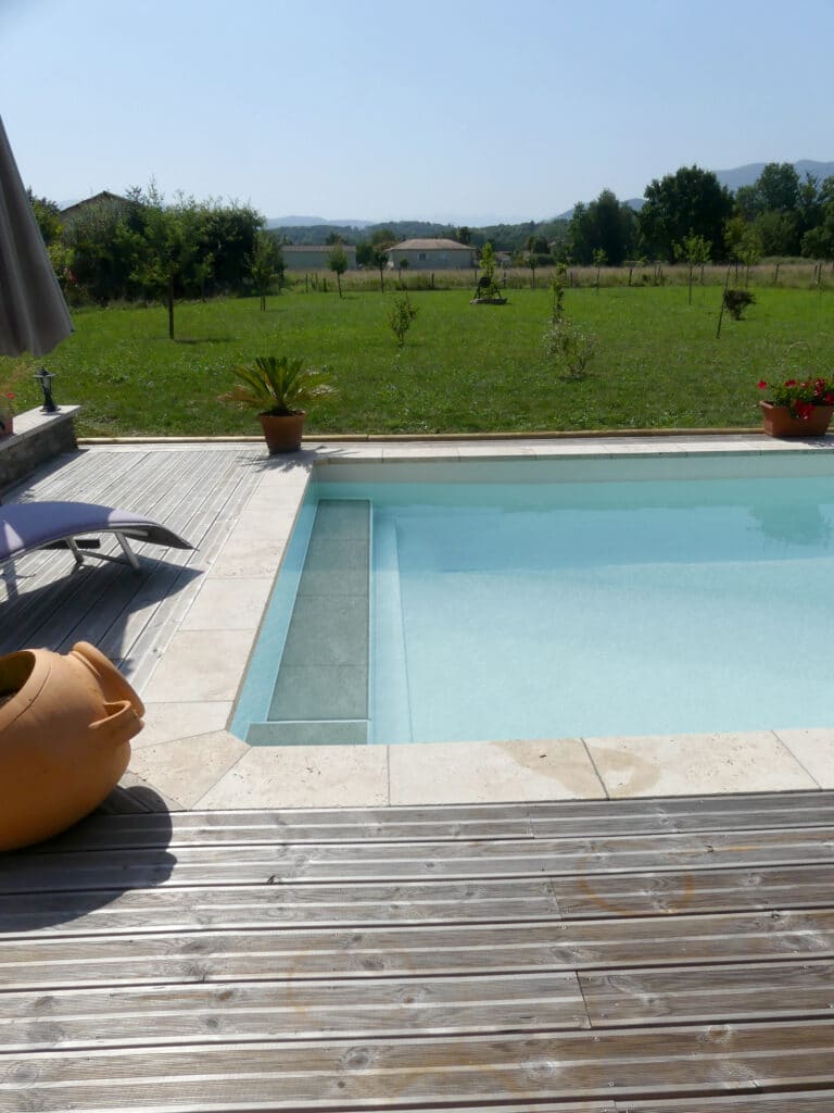 QUELLE PISCINE MODERNE INSTALLER DANS VOTRE JARDIN ?