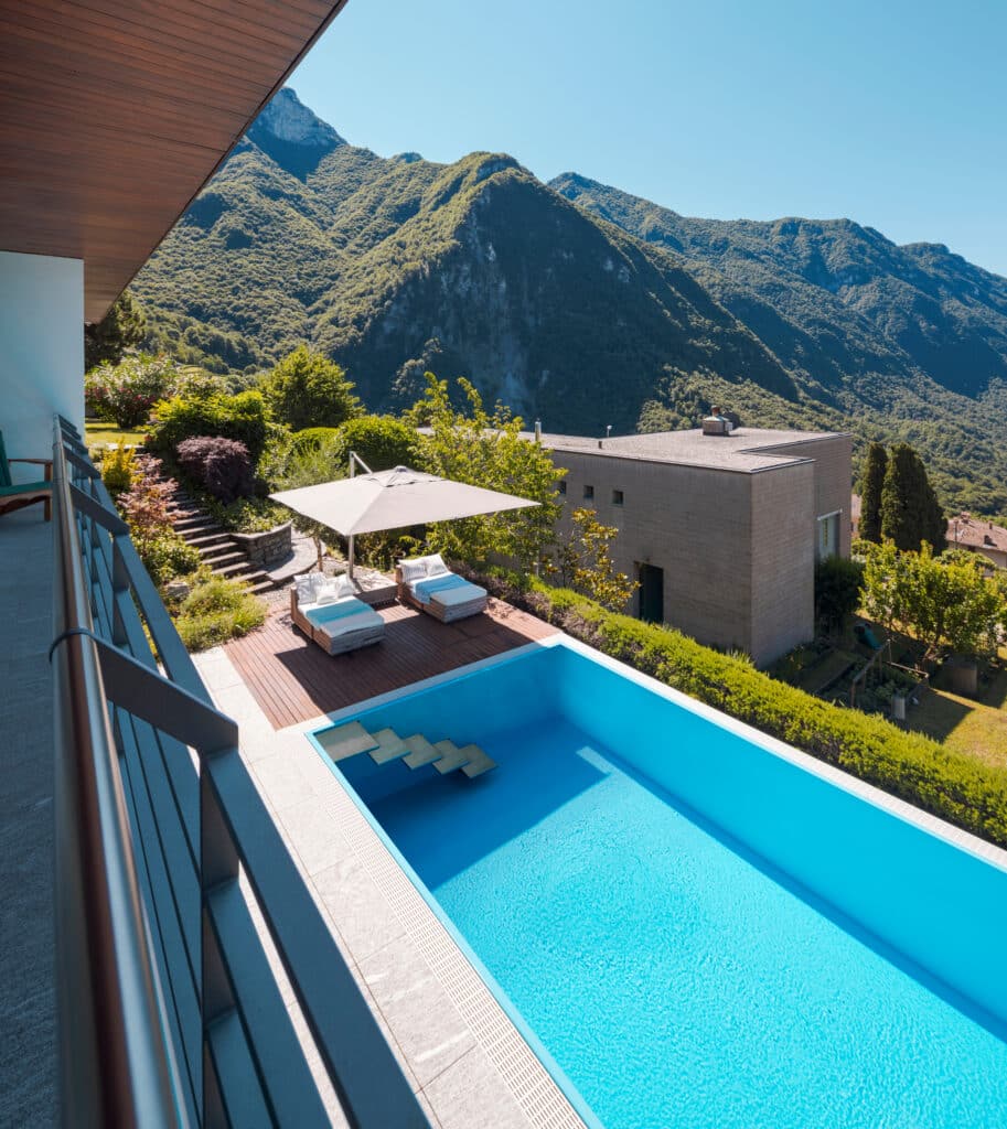 QUELLE PISCINE MODERNE INSTALLER DANS VOTRE JARDIN ?